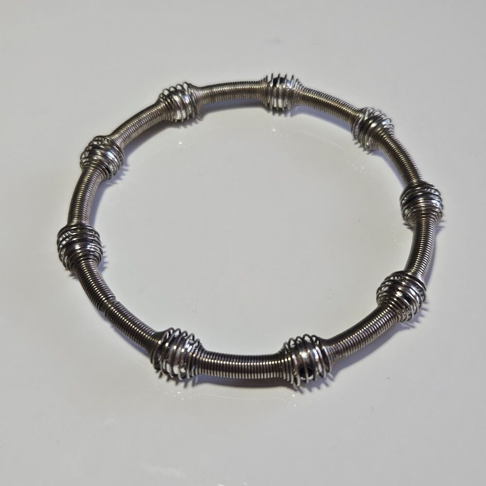 Vintage Silver Tone Spring And Bead Bracelet 8"